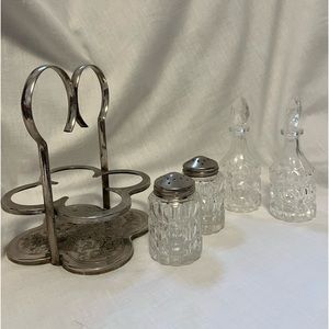 Mid-century salt and pepper/oil and vinegar set